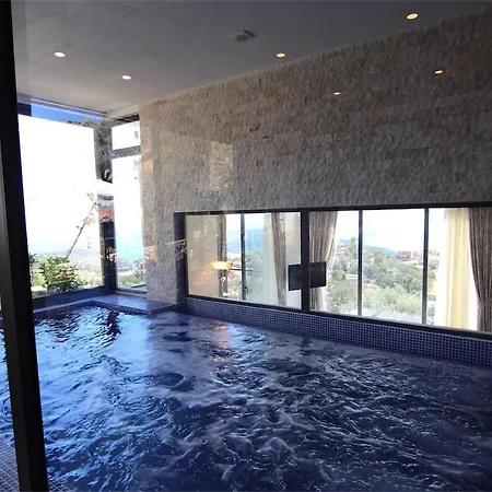 North Star Villa